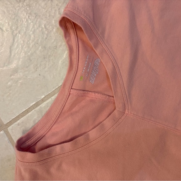 Crewneck - Picture 3 of 4